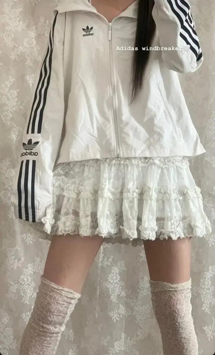 버터플라이 빈티지 아디다스 윈드브레이커(S)