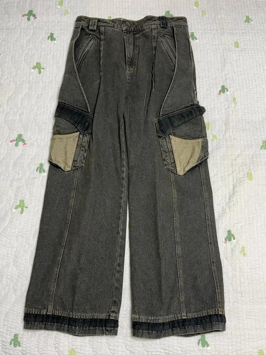 [L] XLIM EP.7 05 TROUSERS