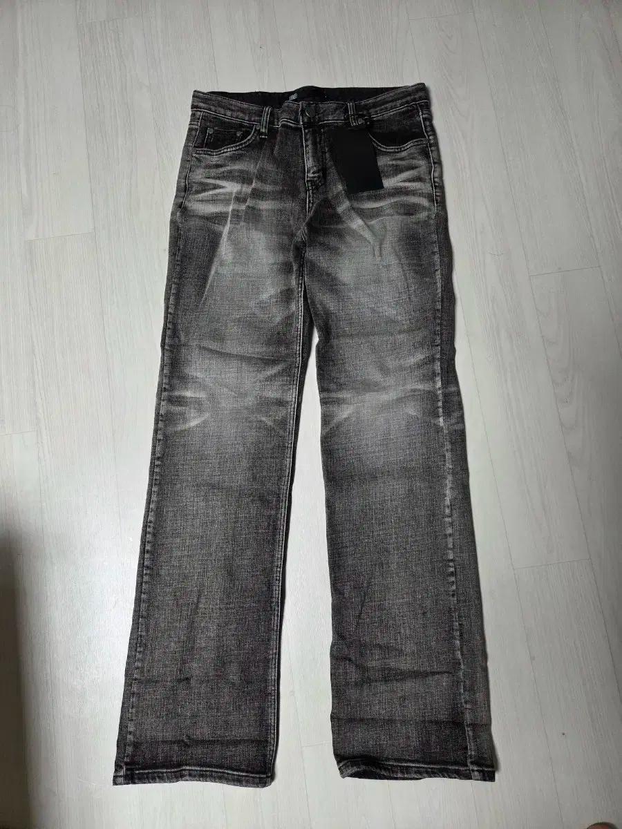 보헤미안 서울 크럼플드 워싱 데님 L