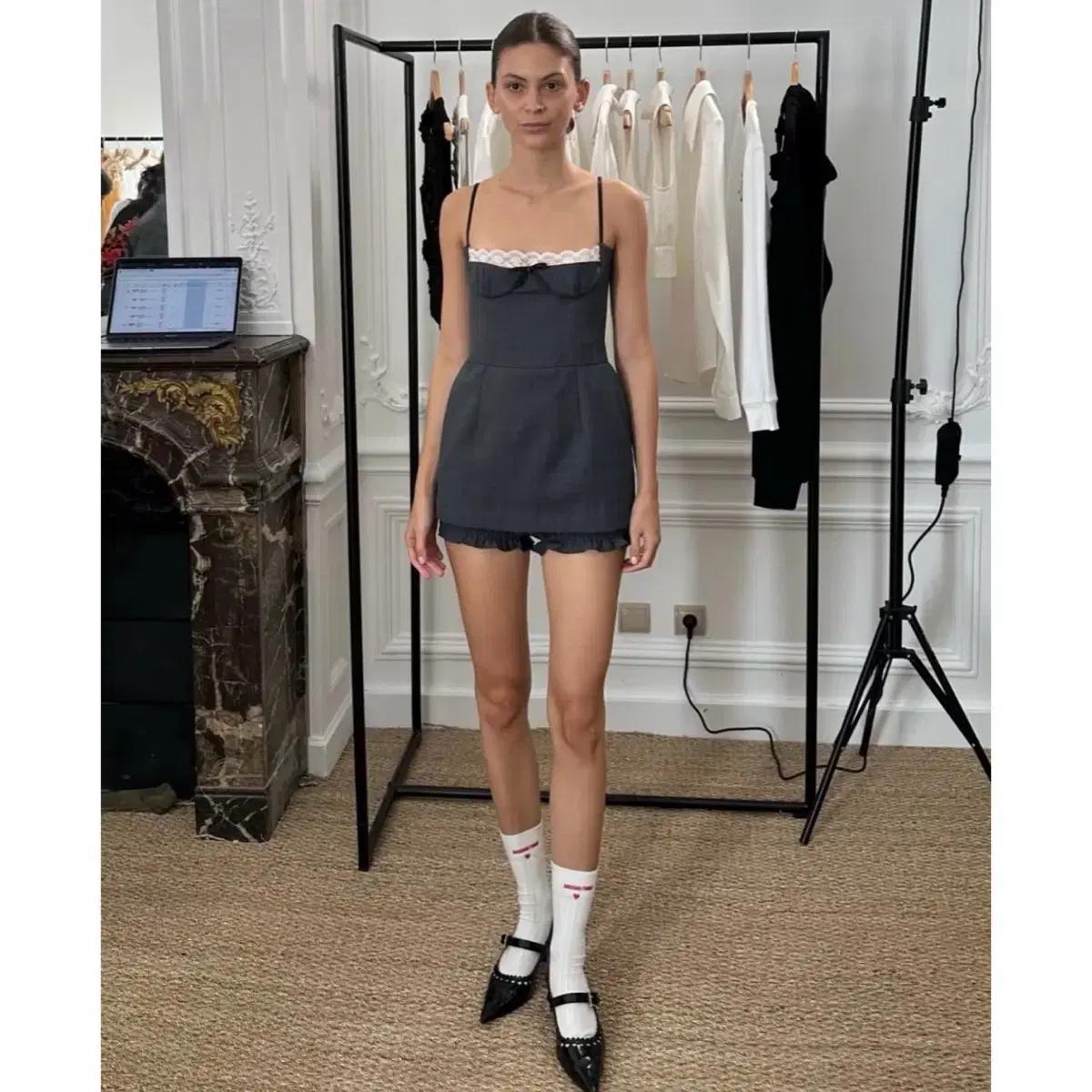 SHUSHU/TONG 슈슈통 그레이 레이어드 미니 드레스