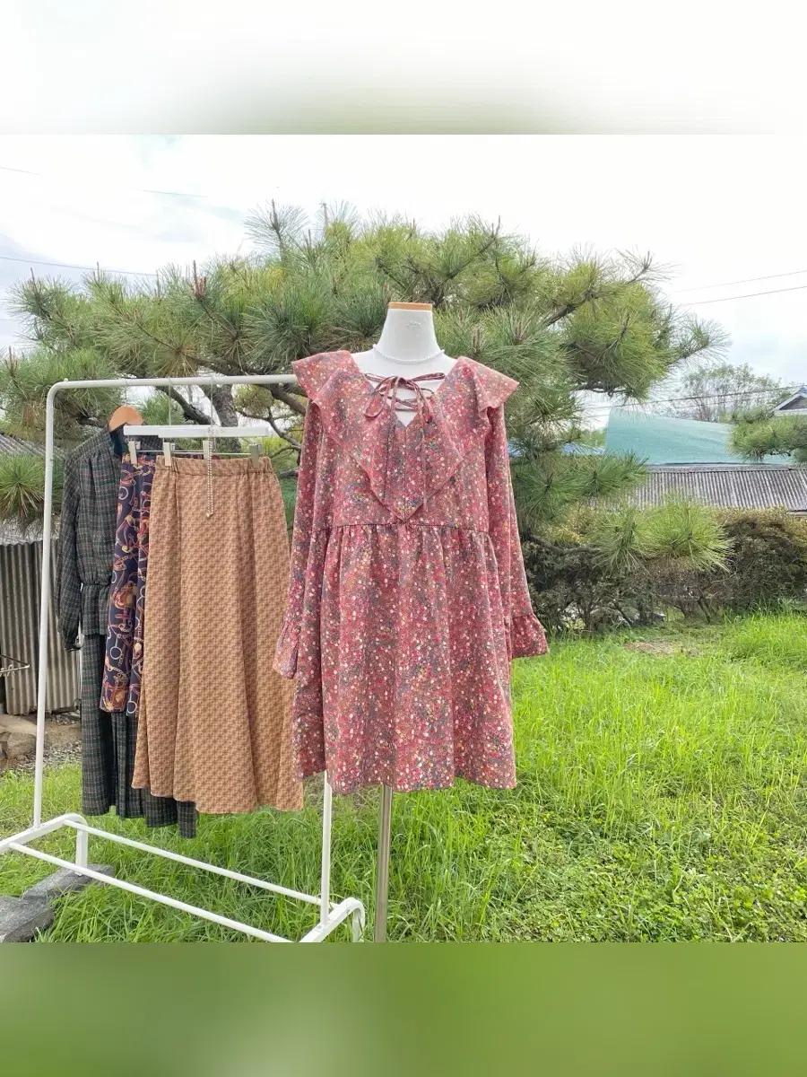 프릴 카라 프릴카라 프릴소매 핑크 꽃무늬 잔꽃 플라워패턴 미니 원피스