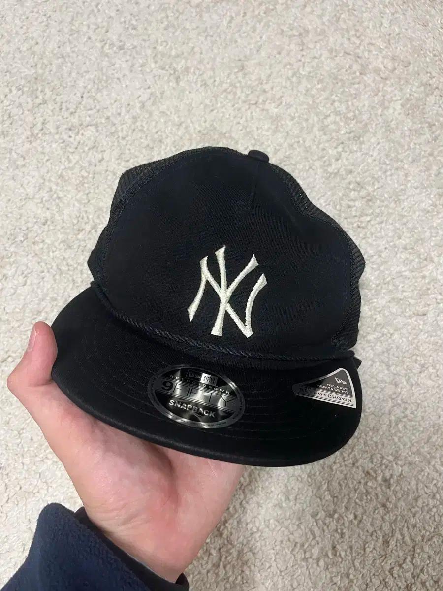 뉴에라 디스이즈네버댓 트러커 캡 볼캡 블랙 새상품