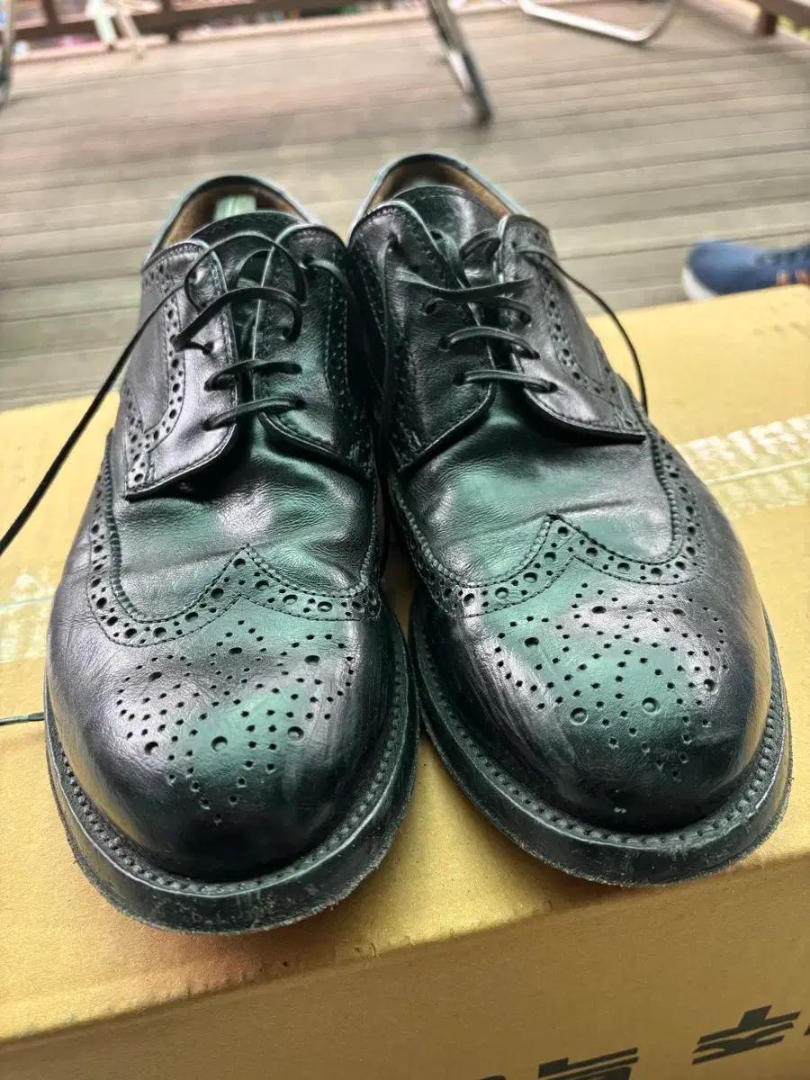 오피치네 크리아티베(officine creative)