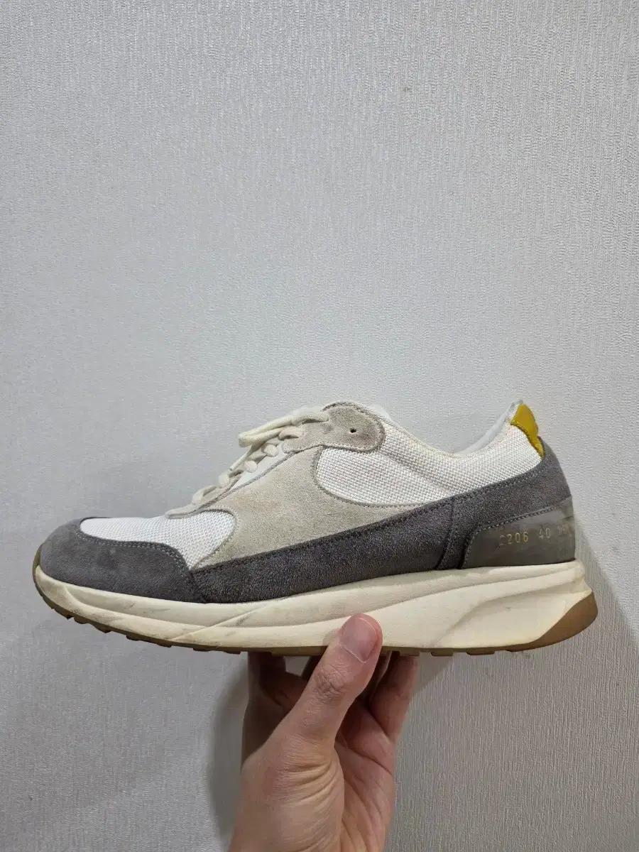 커먼프로젝트 스니커즈