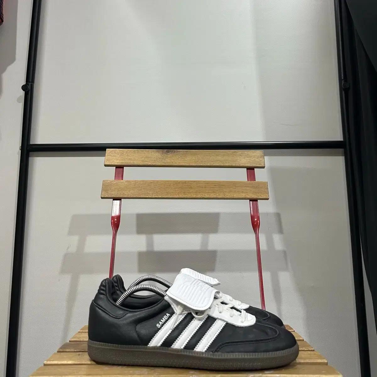 280) 아디다스 운동화 남성 남자 신발 삼바 LT 코어 블랙 클라우드