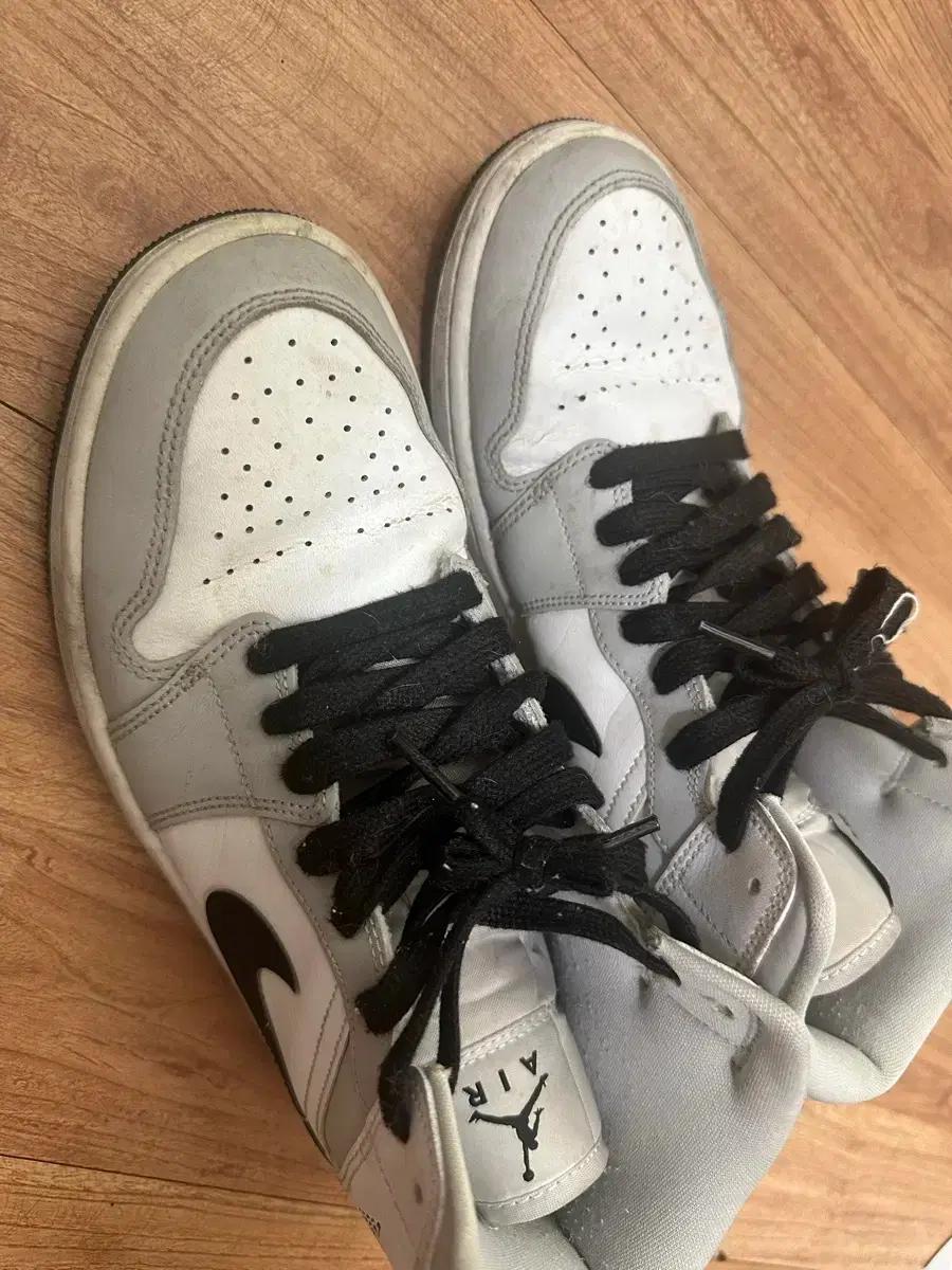 나이키 조던 로우 라이트 스모크 그레이 270