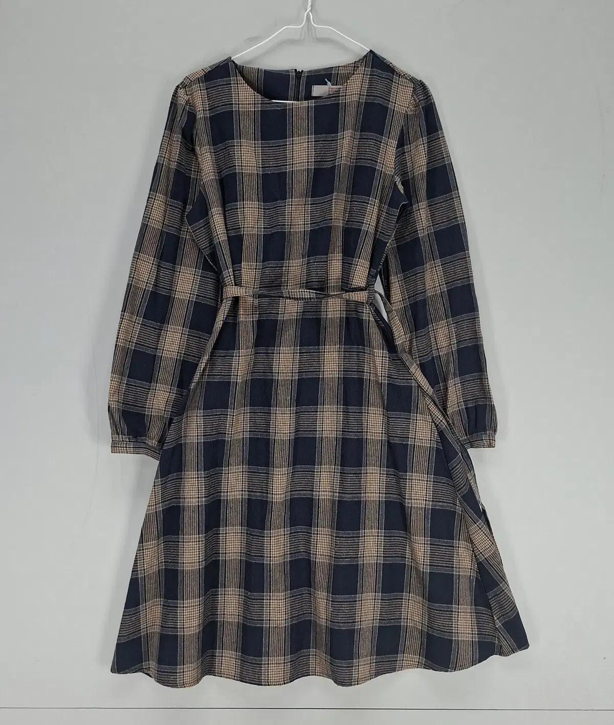 [신동품] 에잇세컨즈 여90 롱원피스 봄가을 체크 64351