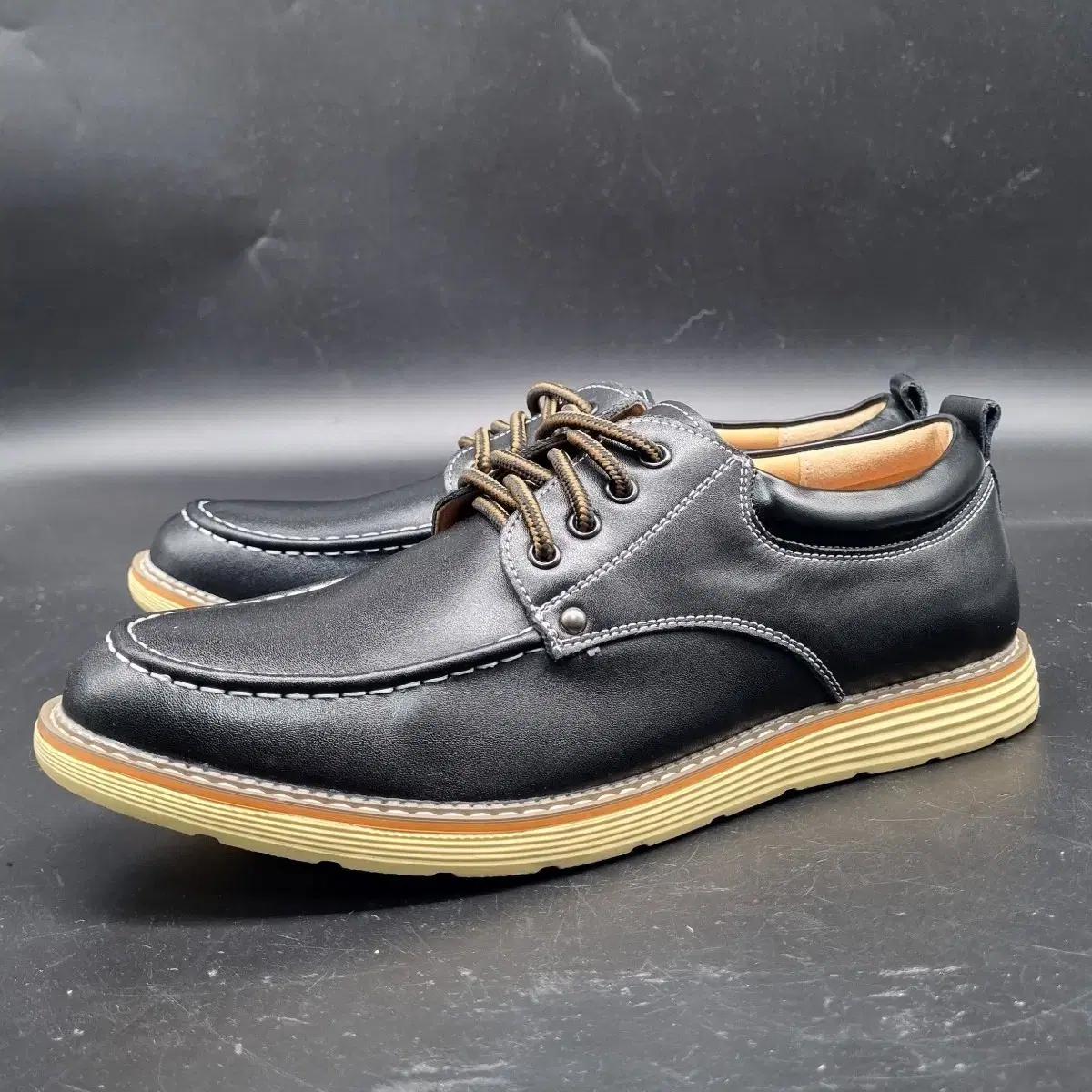 다디지에 남성케쥬얼슈즈 실사이즈265.