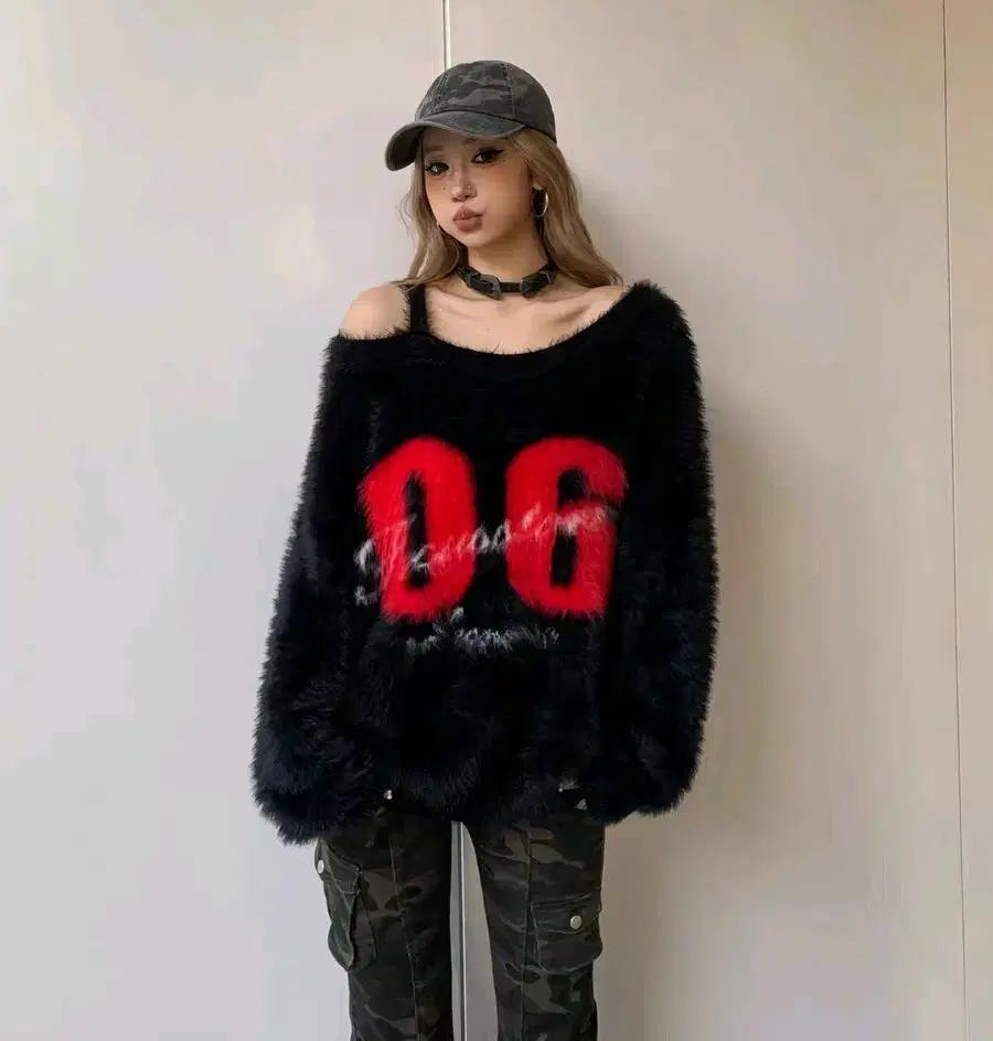 [2컬러] 오프숄더 니트 롱니트 어깨트임 앙고라 니트원피스 긴팔티 y2k