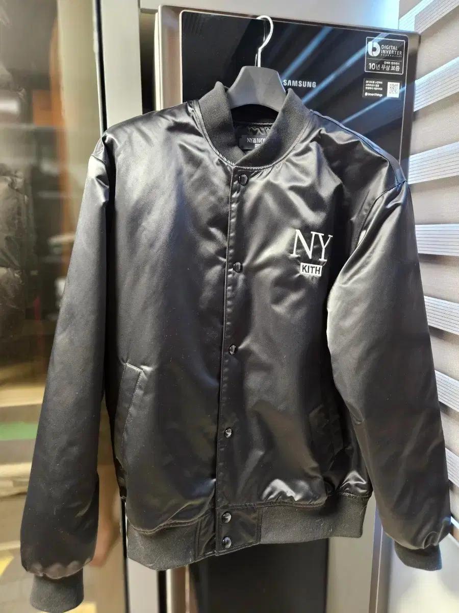 KITH NY블랙 바시티