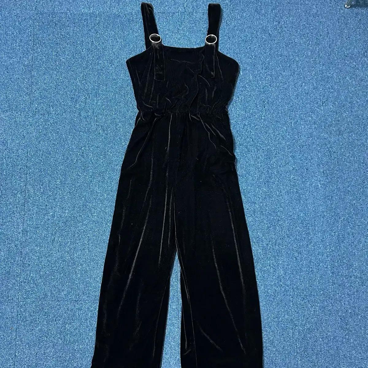 자라 벨벳 멜빵 점프수트S