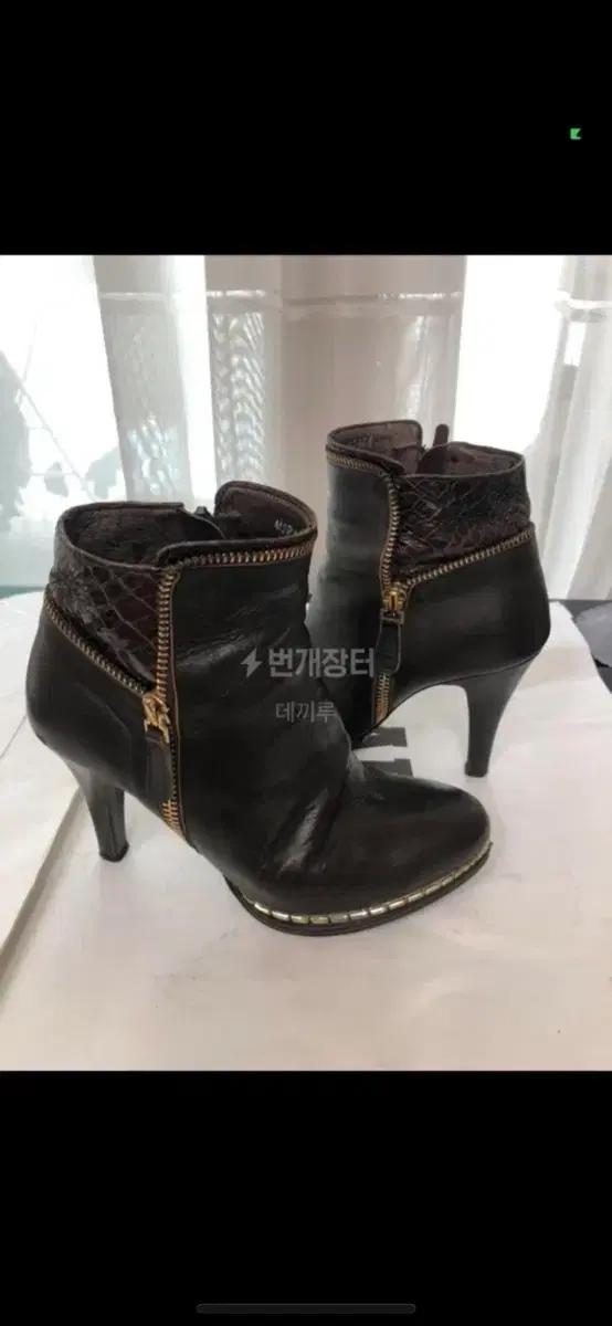 미소페앵글부츠225