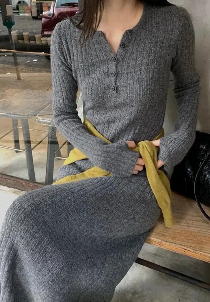 프릴리 니트 롱 드레스