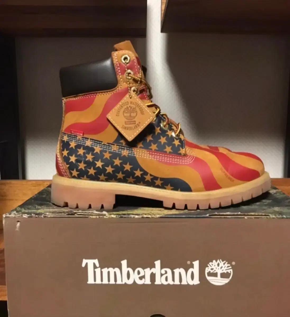Supreme(슈프림) x Timberland(팀버랜드) 플래그 부츠
