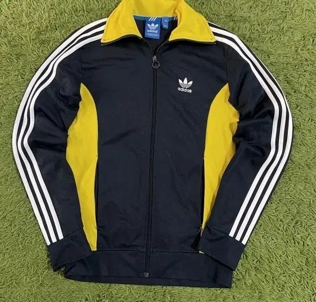 아디다스 유로파 네이비 옐로우 트랙탑 져지95