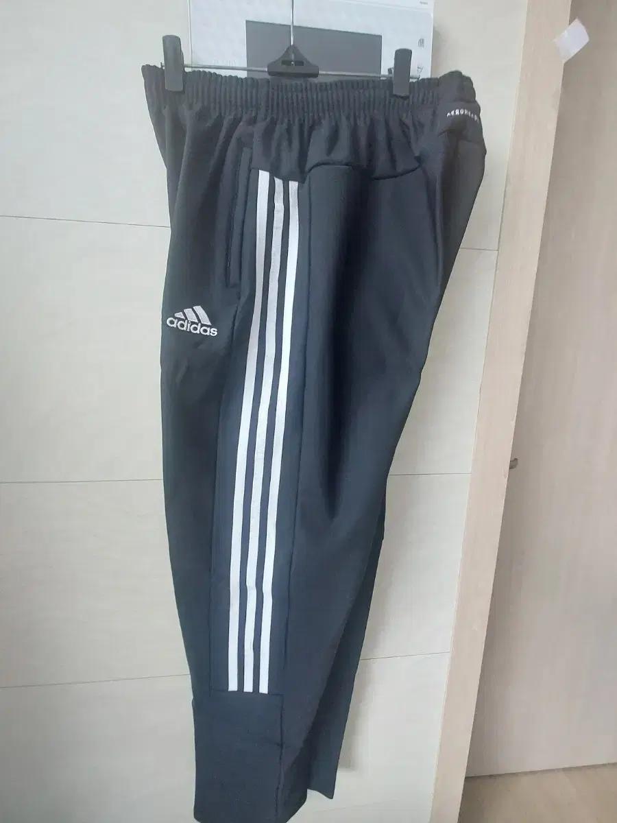 아디다스 트레이닝 기모 팬츠 L