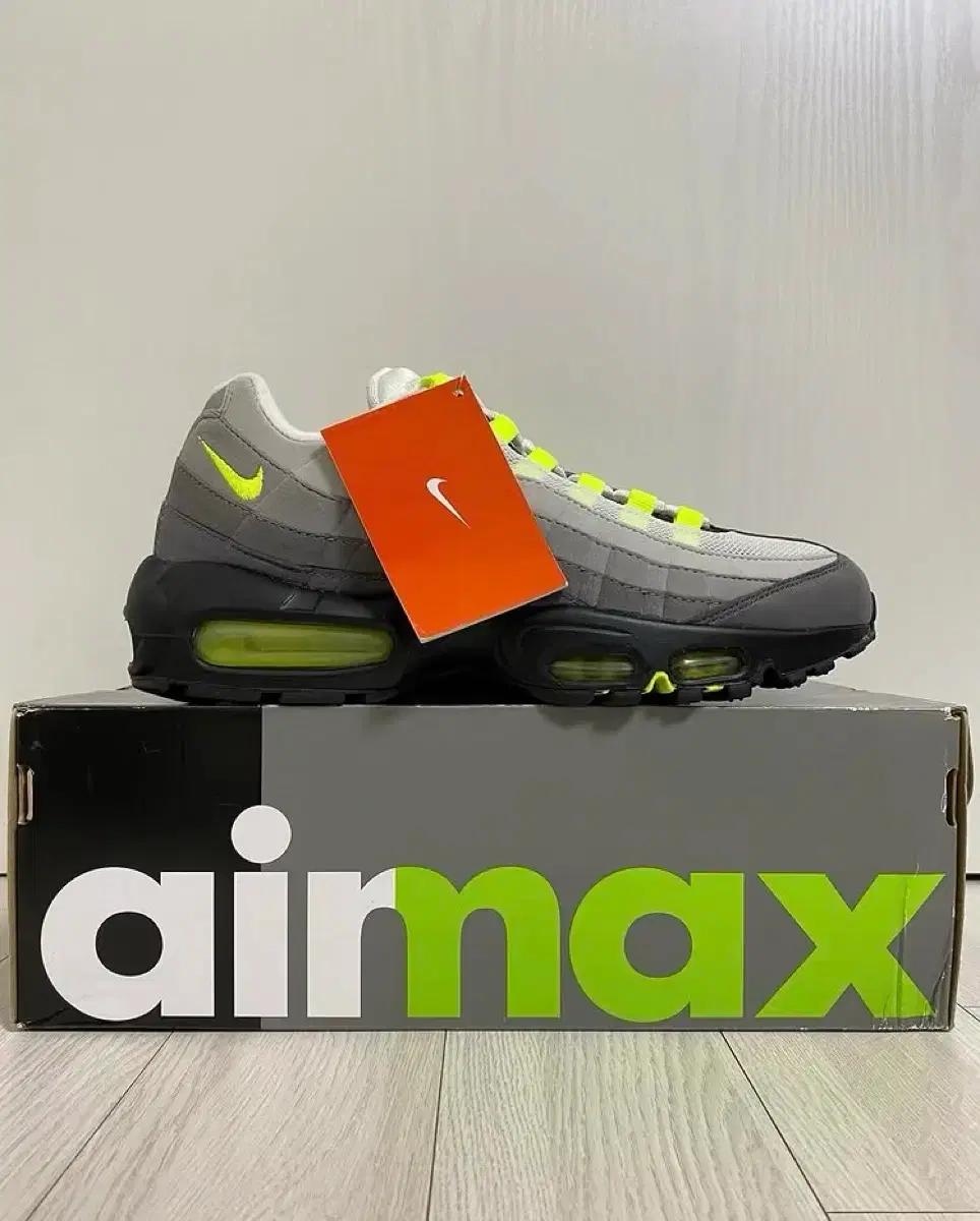 NIKE AIR MAX 95 OG NEON