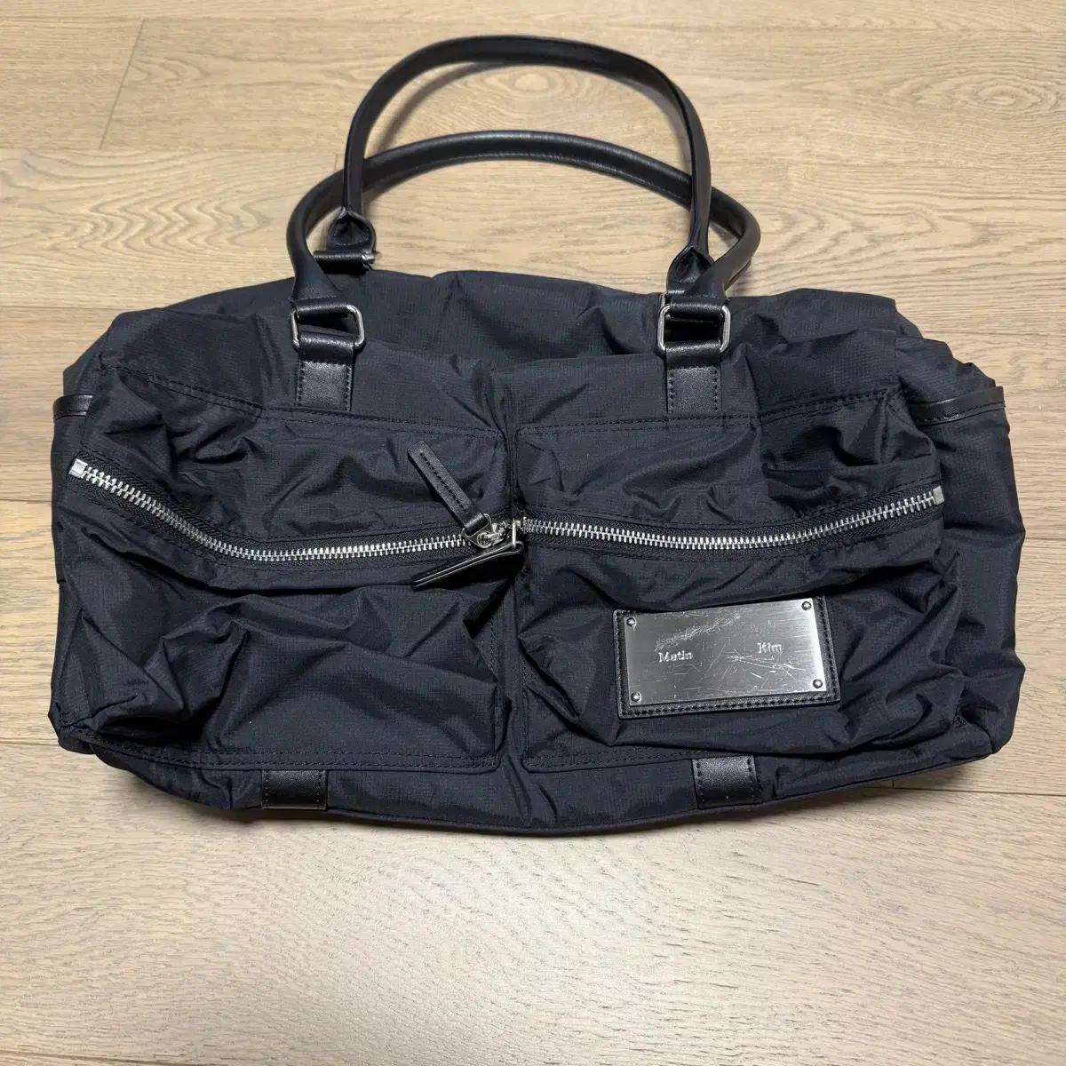 마뗑킴 카고 스포티 토트백 블랙