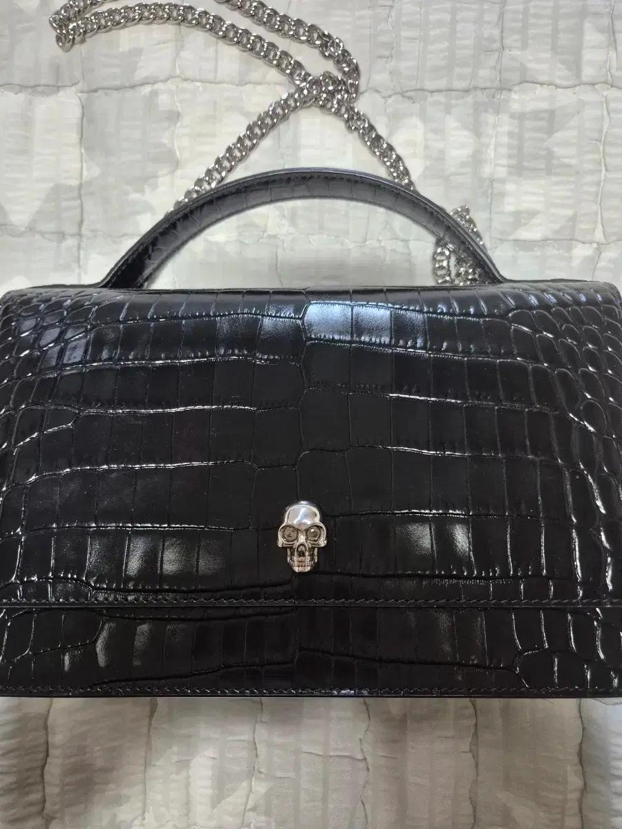 알렉산더맥퀸 여성백 상태베리굿