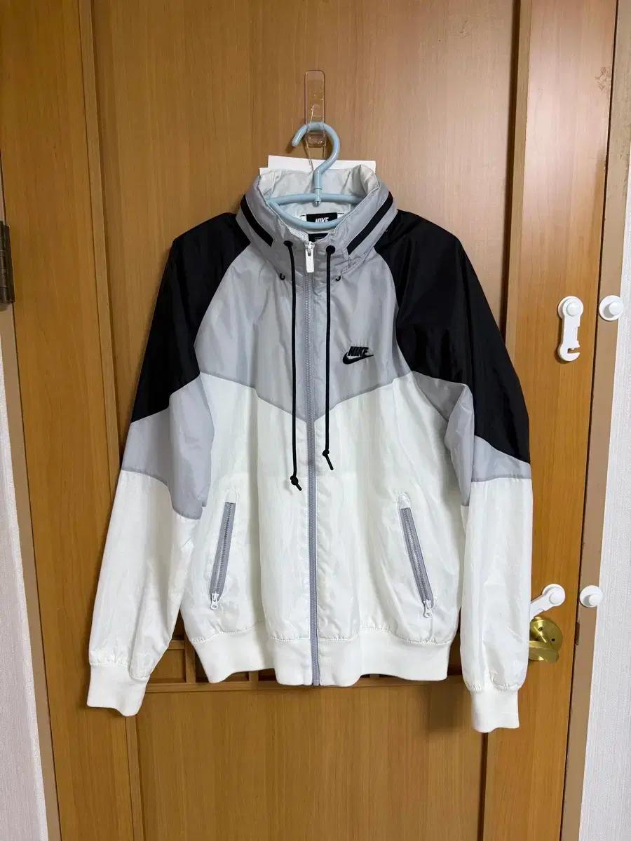 나이키 바람막이