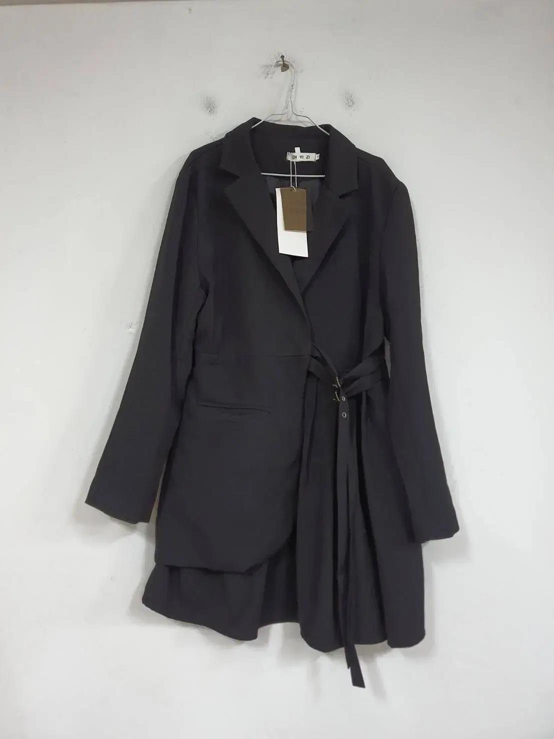 여성 블랙 미사용 랩스타일 자켓형 원피스 77