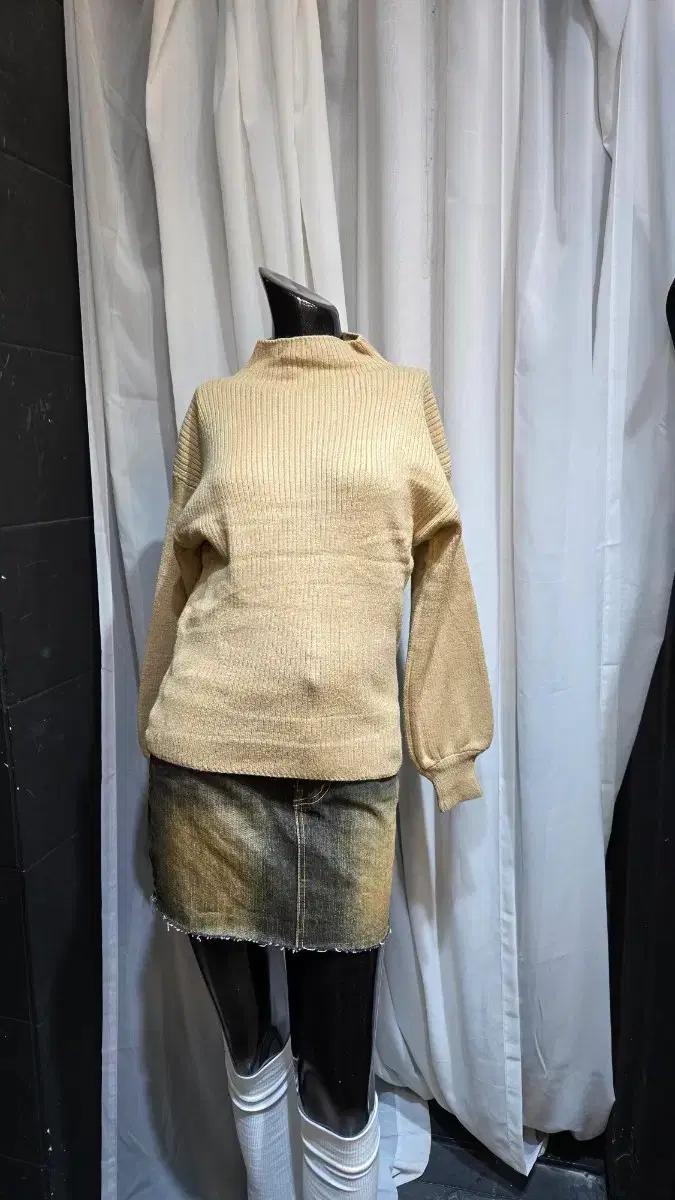 소매벌룬 베이지 골지 니트 긴팔