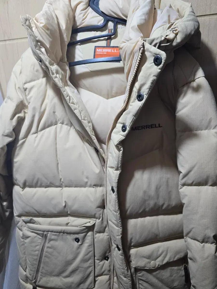 머렐 MERRELL 아이보리 패딩 점퍼