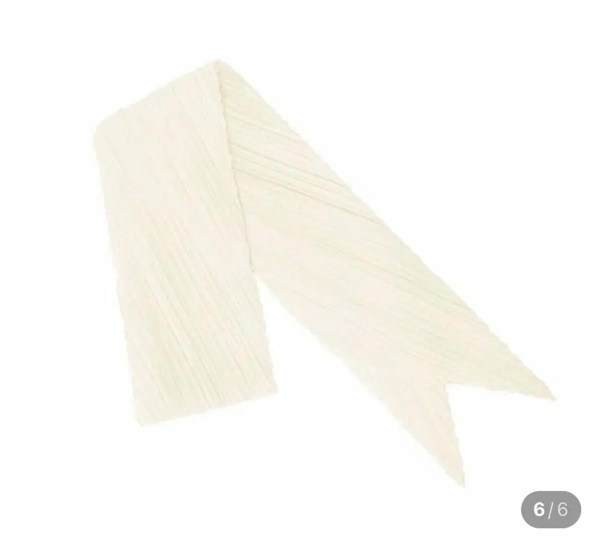 플리츠플리즈 크림 스카프 새상품