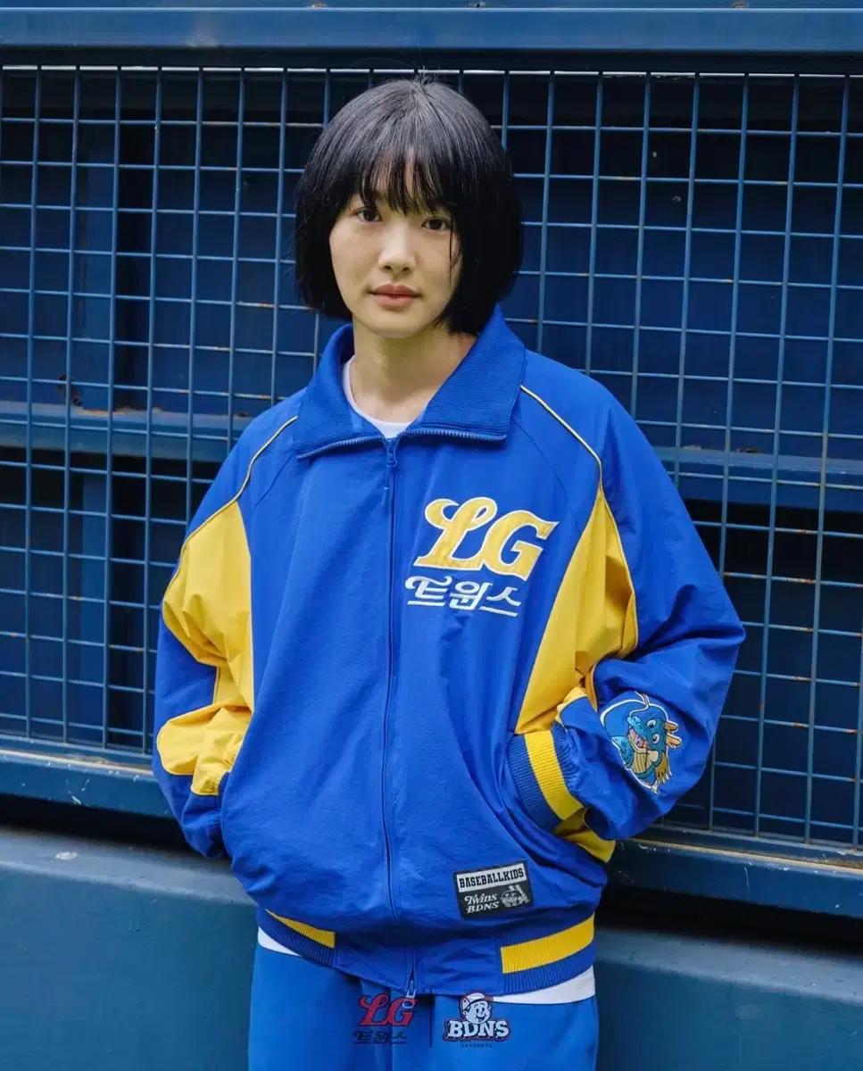 LG TWINS x BDNS 더그아웃자켓 XXL 판매합니다.새상품