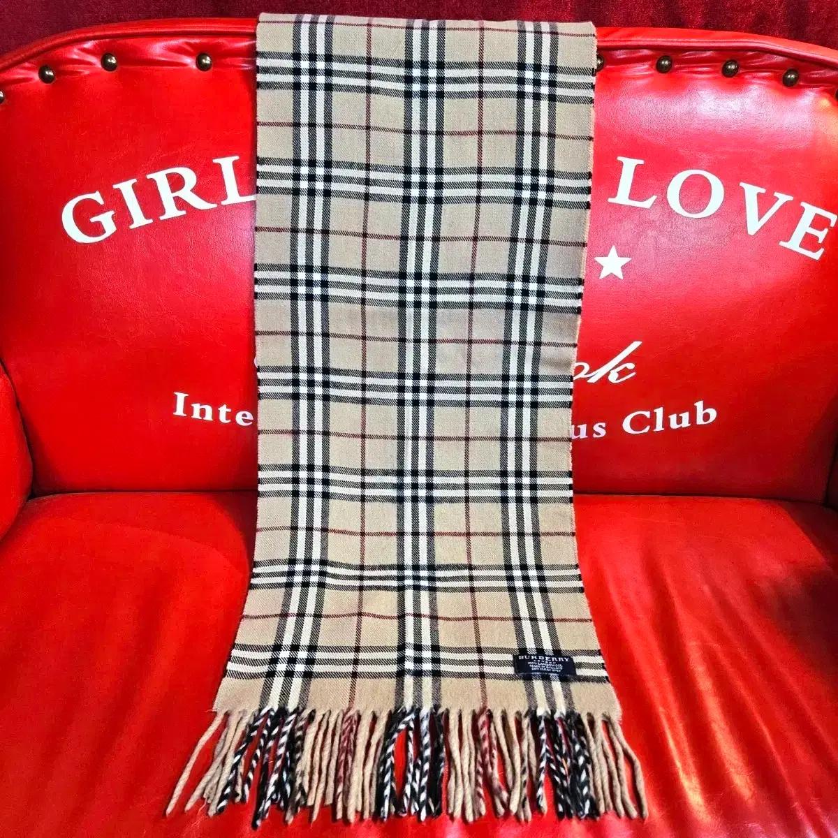 버버리(Burberry) 라이트 베이지 노바체크 램스울 머플러