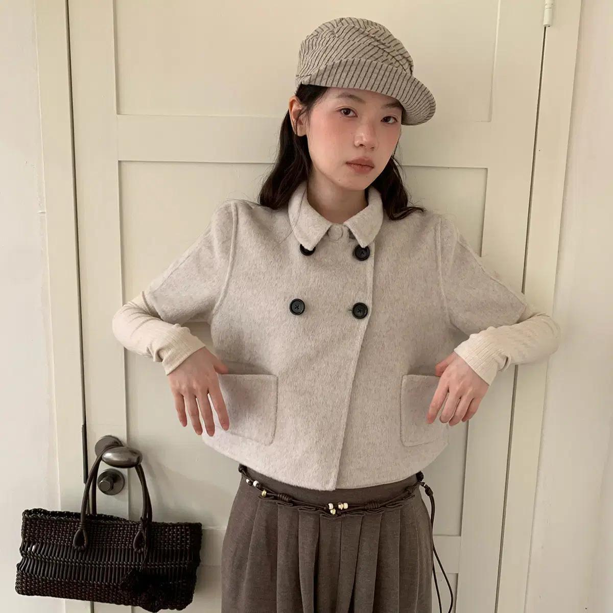 dorydory 도리도리 더블브레스트 반팔 쁘띠 숏 코트