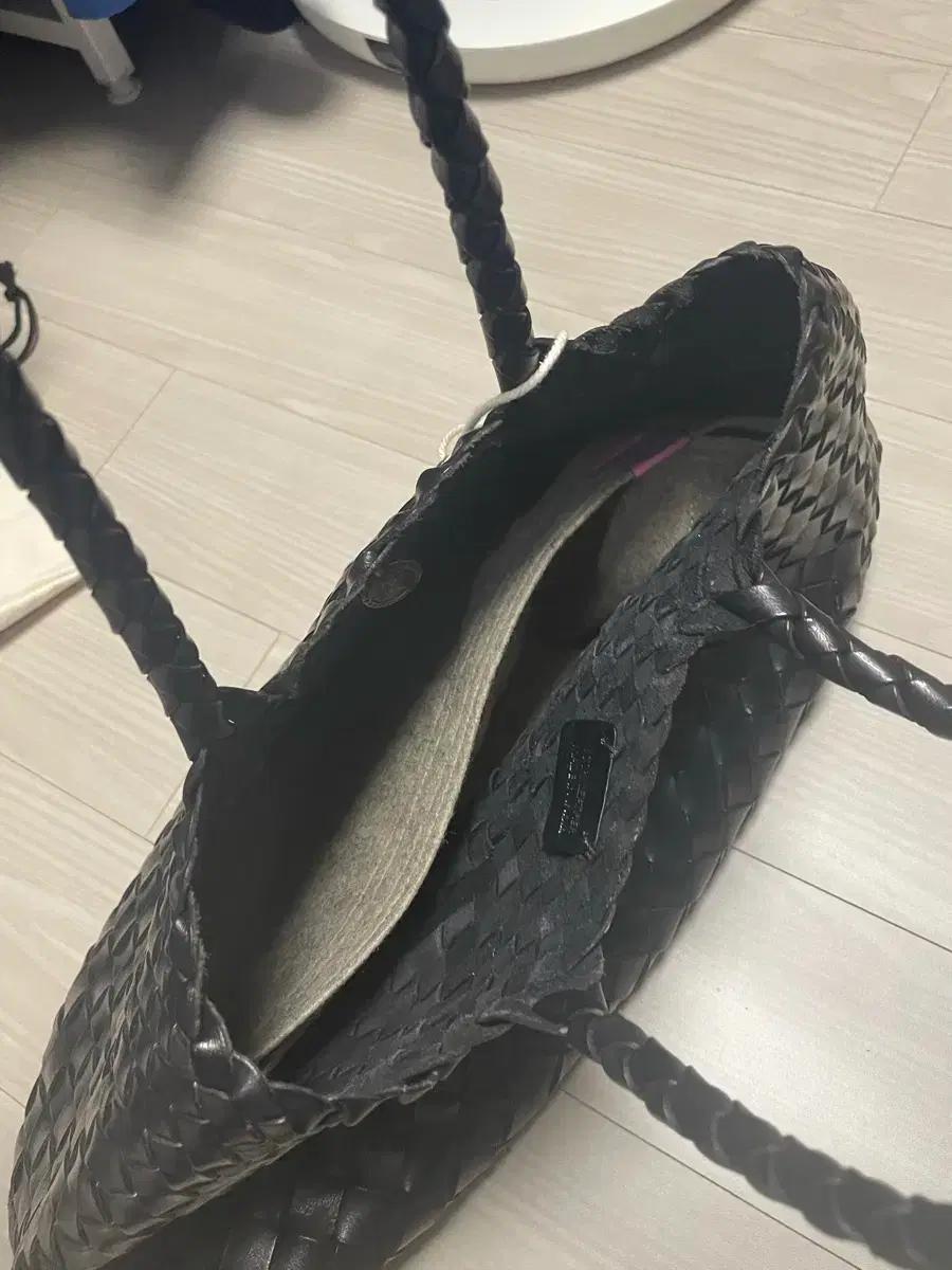 메종셀린느 드래곤백 산타크로체 빅 블랙