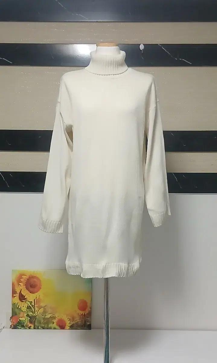 아이보리 톤 터틀넥 니트 롱 원피스//새상품