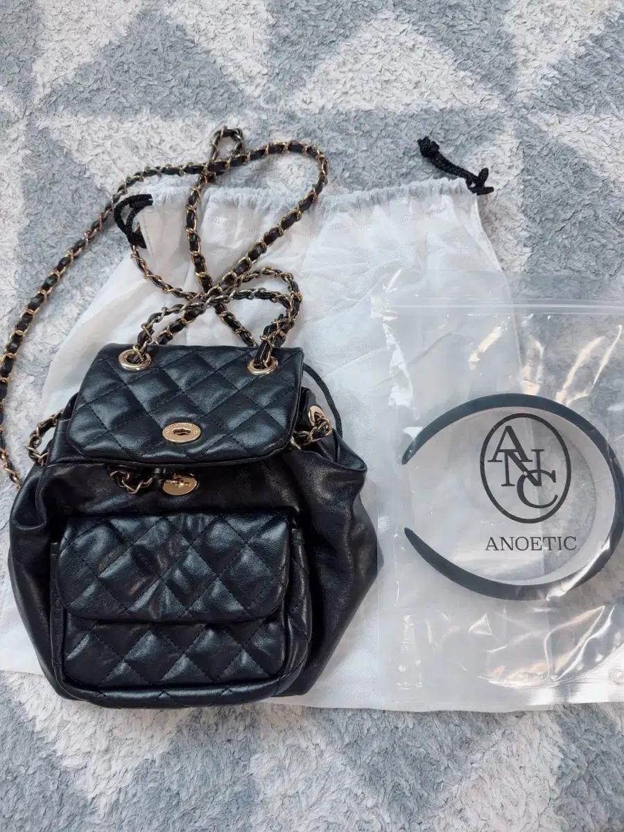 ANOETIC 퀼팅 백팩 블랙