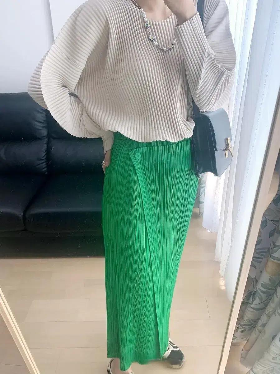 단종템)플리츠플리즈 랩스커트