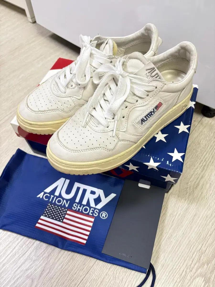 오트리 메달리스트 로우 고트스킨 화이트 37 (240)