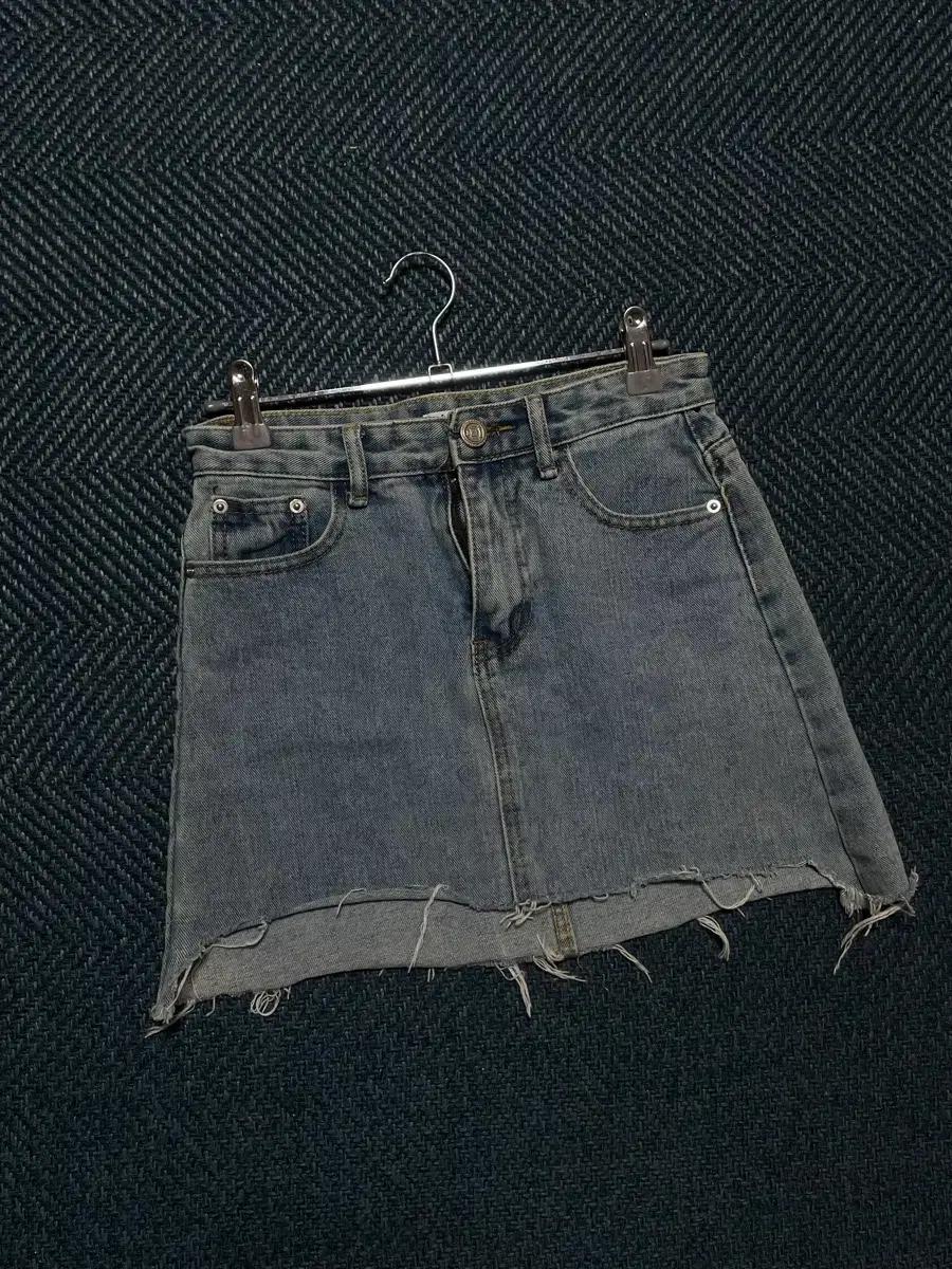 [캐주얼] 데님 미니스커트 데미지컷팅 s