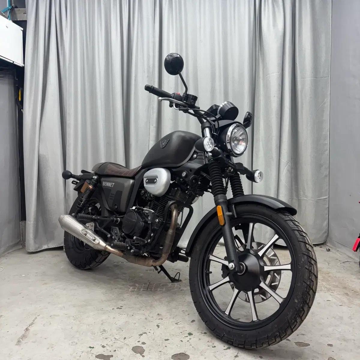 23년식 베네트125 8천키로 1인신조 신차급차량