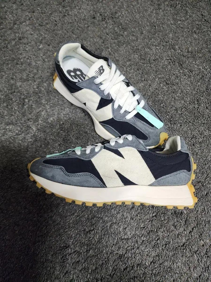 뉴발란스 327 네이비그레이 255사이즈