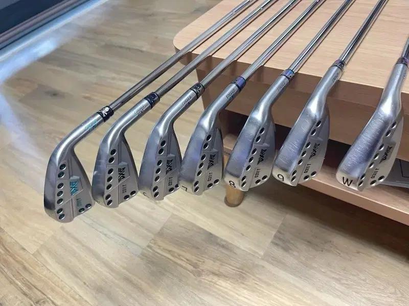 PXG 젠3 아이언 0311T 모델 팝니다