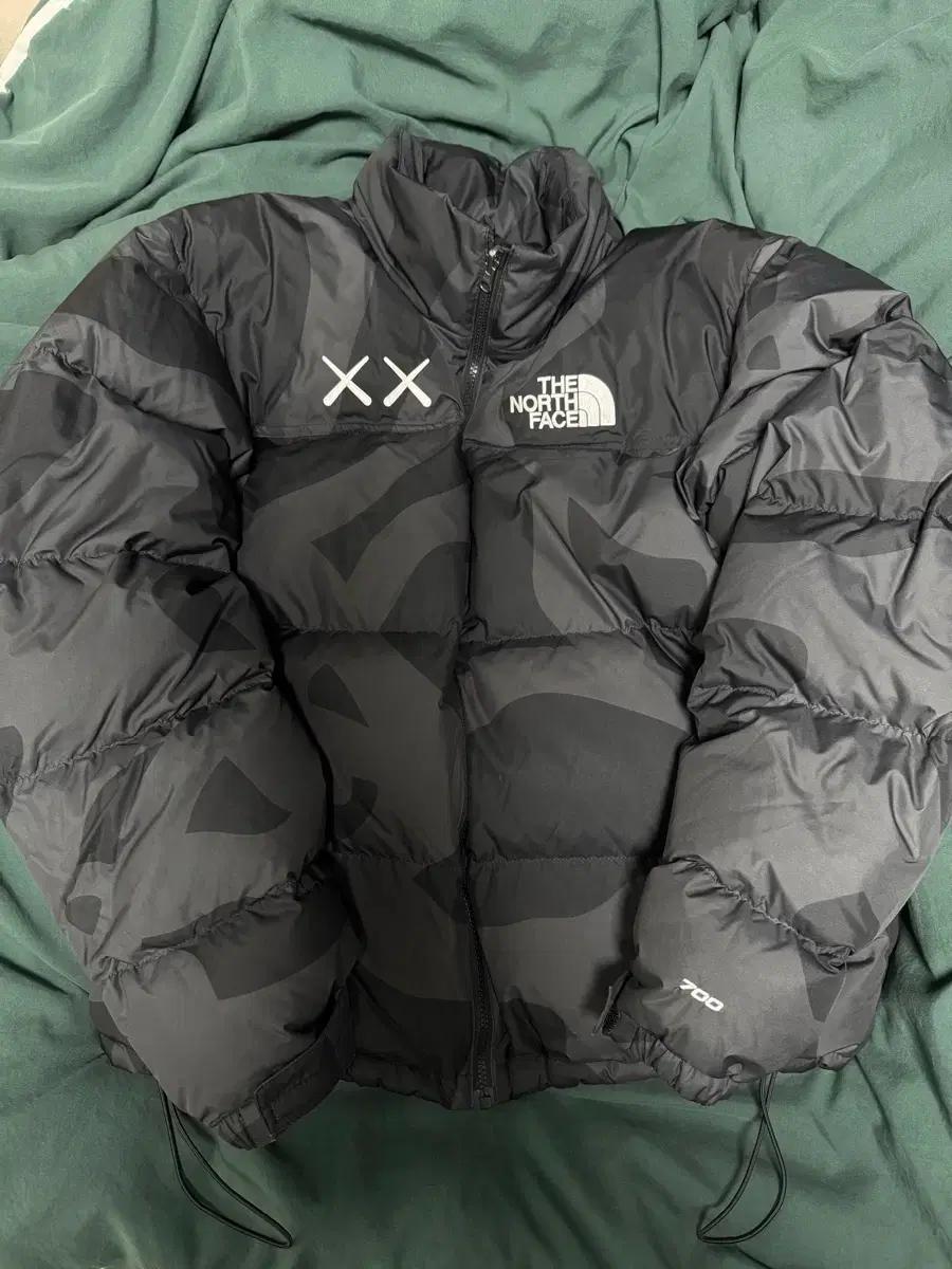 ( L ) 카우스 노스페이스 눕시