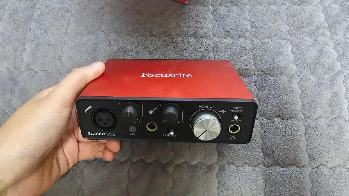 Focusrite Scarlett Solo 2세대 오디오 인터페이스