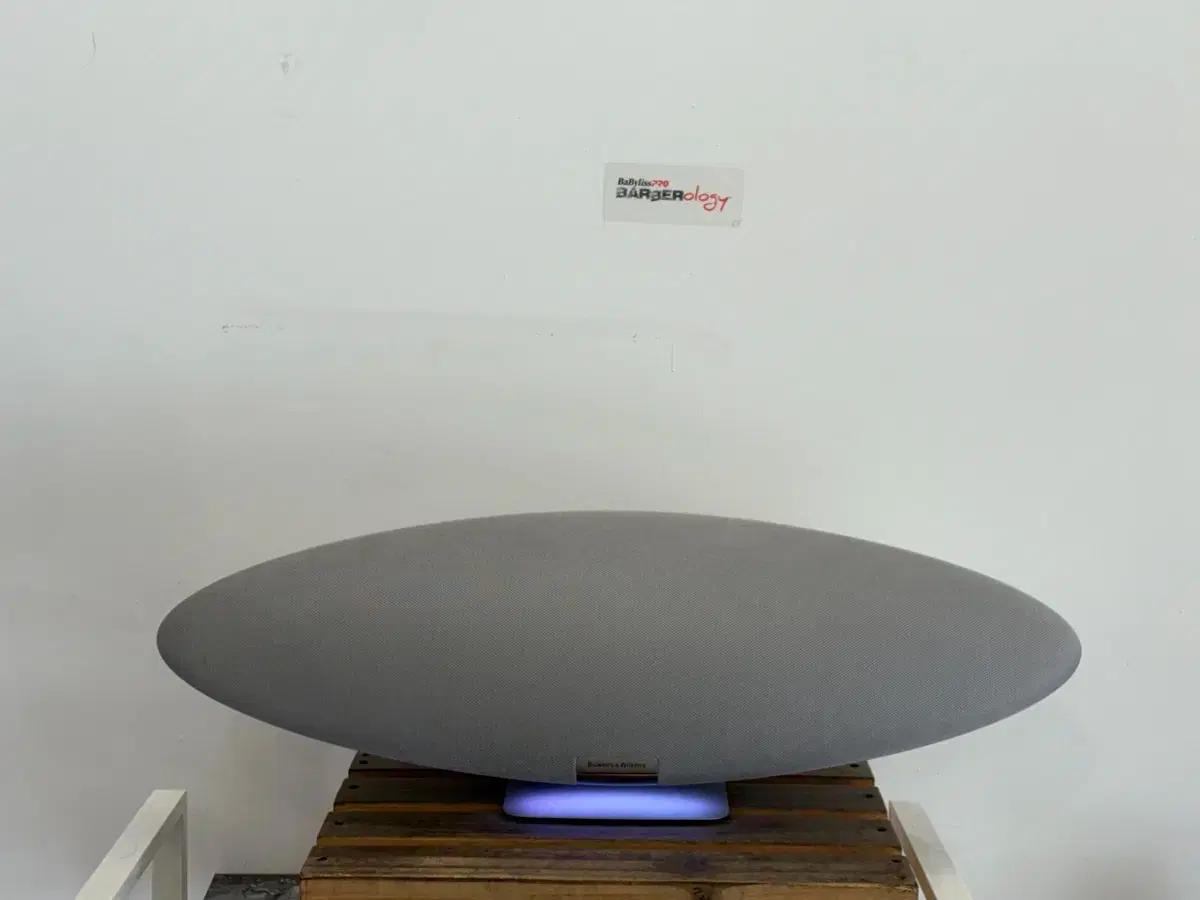 Bowers&Wilkins Zeppelin 스피커 그레이
