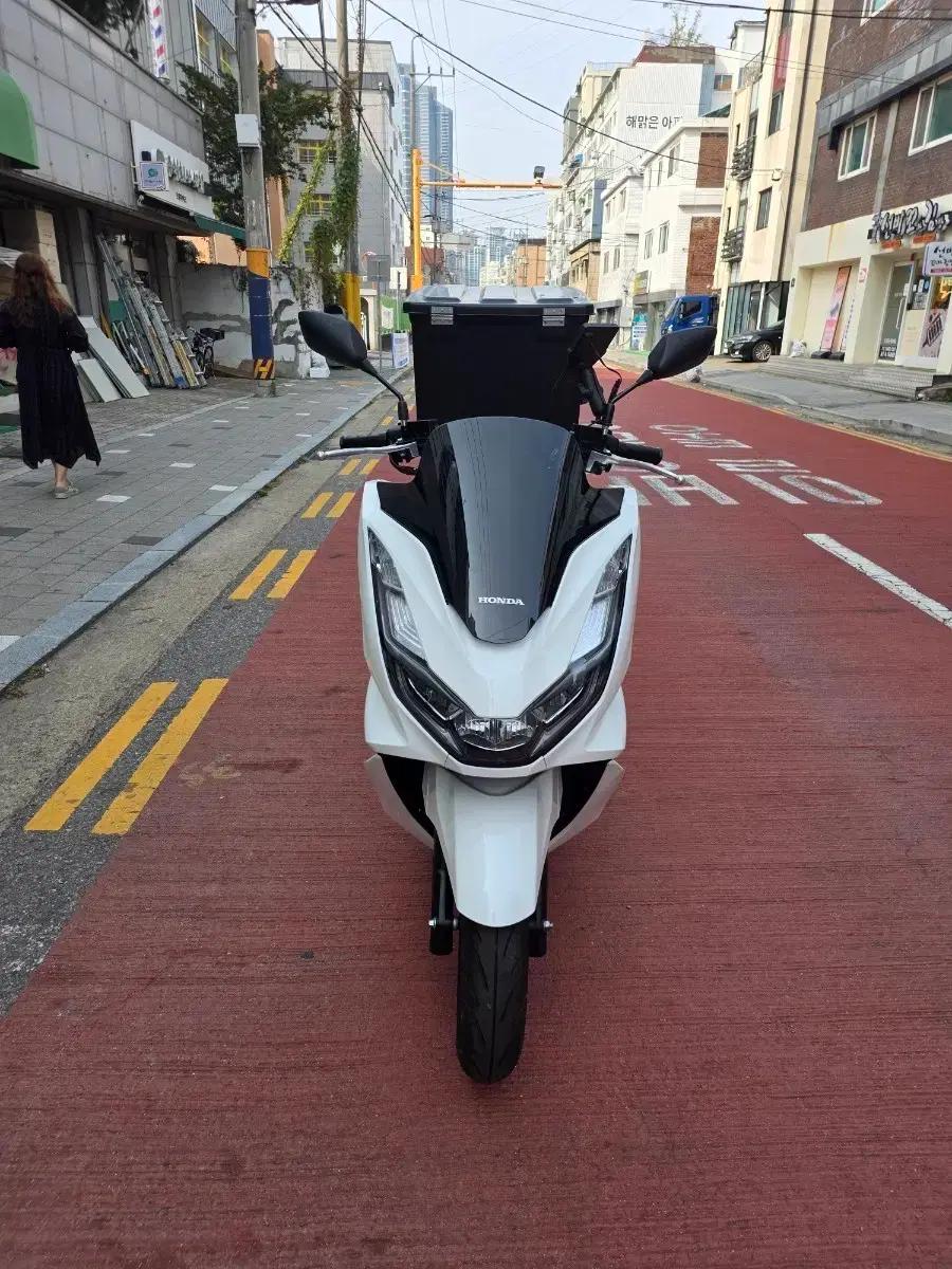 LK ) 배달세팅된 24년식 PCX125 ABS모델
