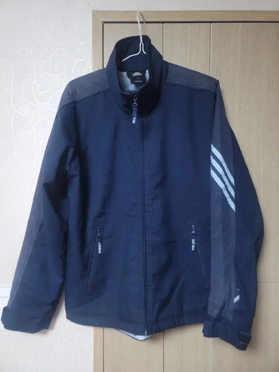 아디다스 경량패딩 자켓