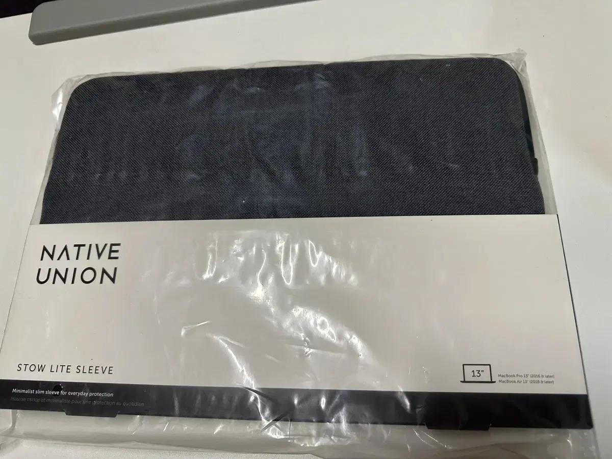 네이티브유니온 스토우 라이트 슬리브 그레이 맥북 13인치