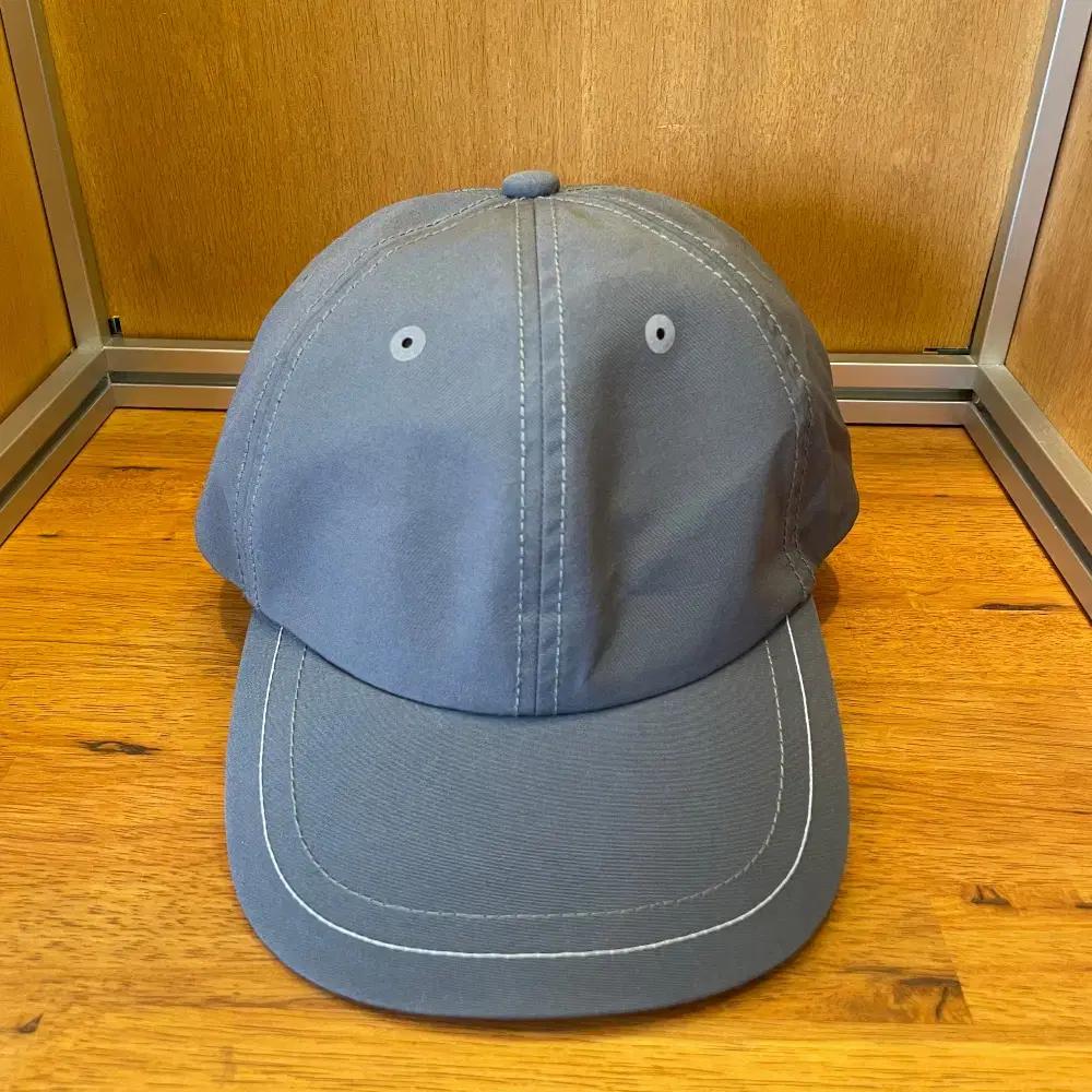 AND WANDER CAP
