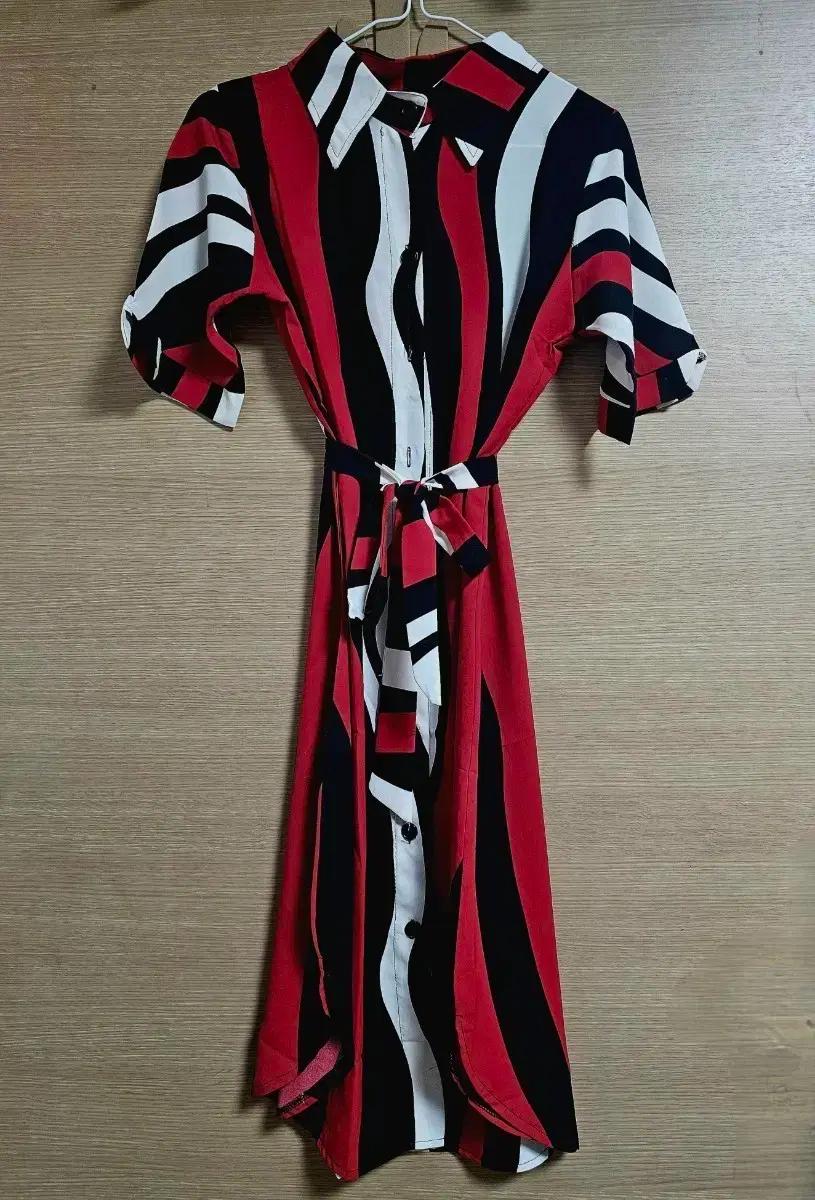 유니크 패턴 반팔 원피스 S~M 봄여름용