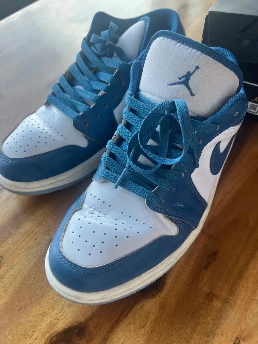 나이키 에어 조던  로우 275