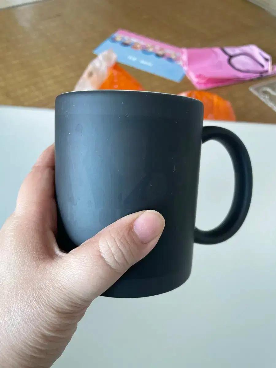 방탄소년단 첫 빌보드 기념 컵